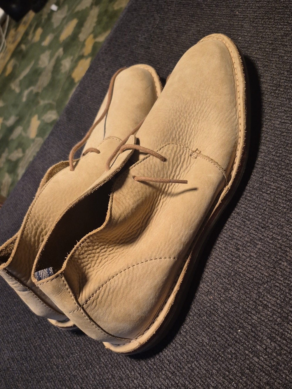 Todd Snyder Beige Suede Men's Chukka Boots
